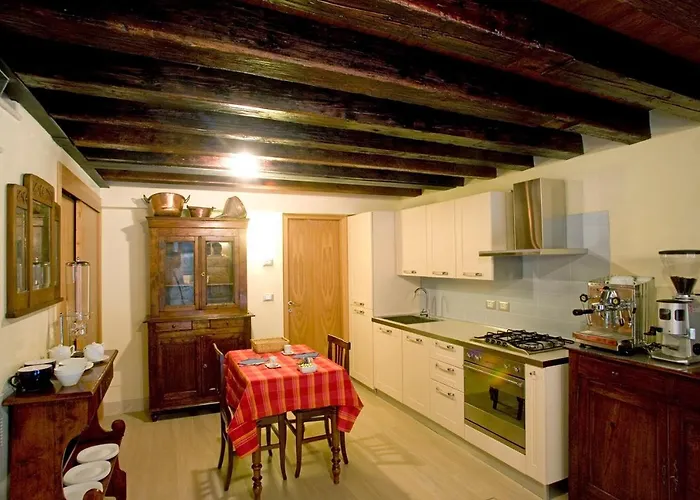 San Cassiano Jacuzzi فندق مبيت وإفطار البندقية